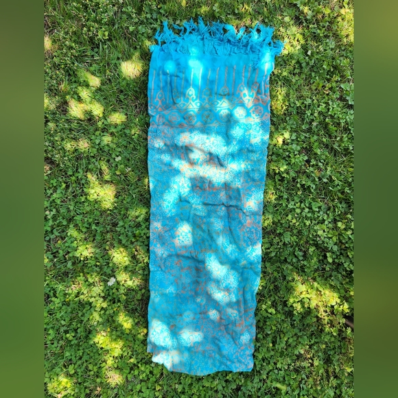 Scarf - Picture 1 of 1